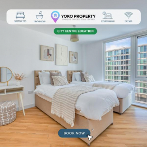 Stunning City Centre Apartment with Balcony, Free Parking, Fast Wifi and SmartTVs by Yoko Property
